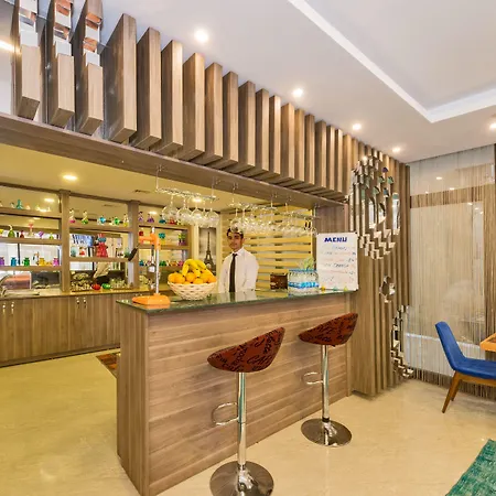 Hotel Grand Palace 3*