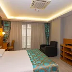 Grand Palace 3*