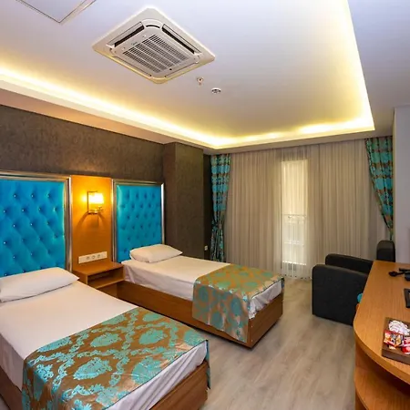 Grand Palace 3*