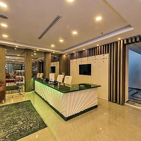 Grand Palace 3*