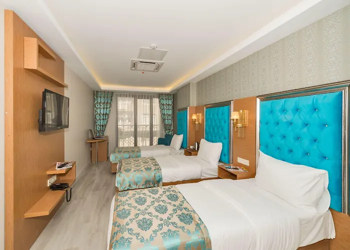 호텔 그랜드 팰리스 3*