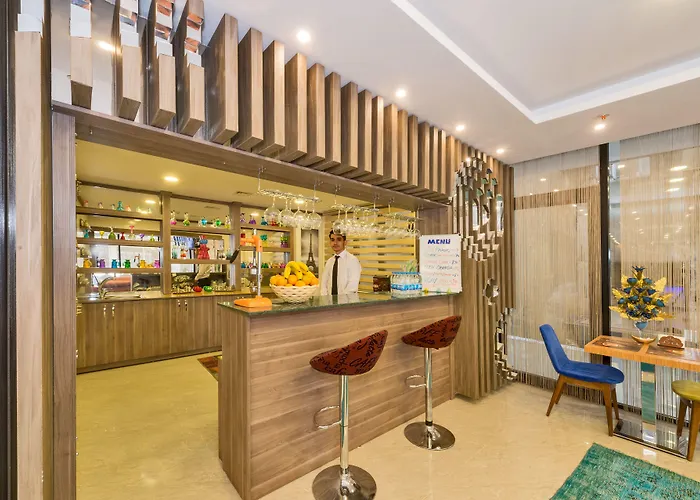 호텔 그랜드 팰리스 3*