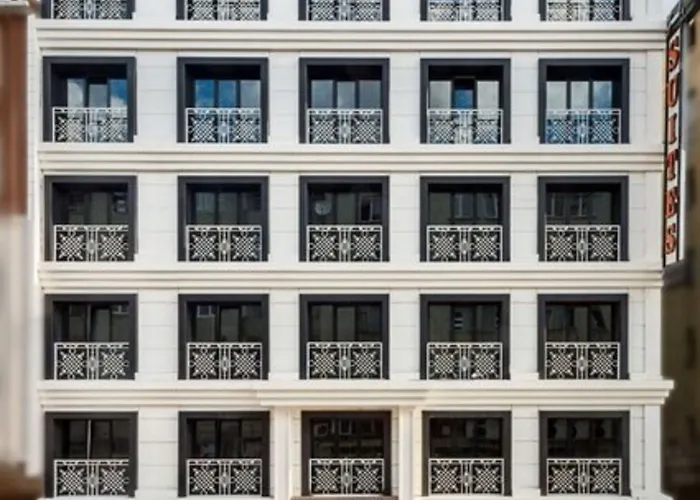 호텔 그랜드 팰리스 3*