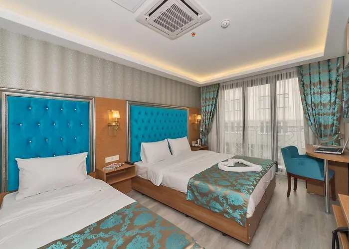 그랜드 팰리스 호텔 3*