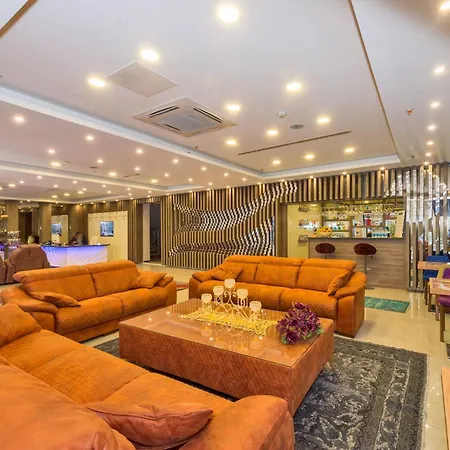 Grand Palace 3*